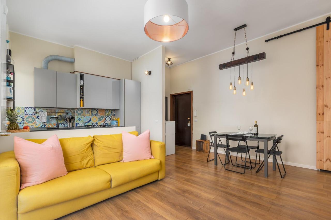 Maiolica Apartment - Free Parking And Great Connection To Linate And Duomo 밀라노 외부 사진